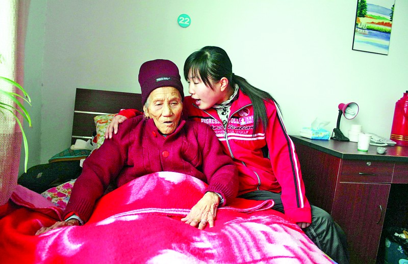 72�q����ʰ���B(y��ng)95�q��ĸ ���g�����}�����n