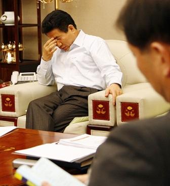 �M�D��ý�w���_�R���C��Ƭ�� �c�����ڳ���С��