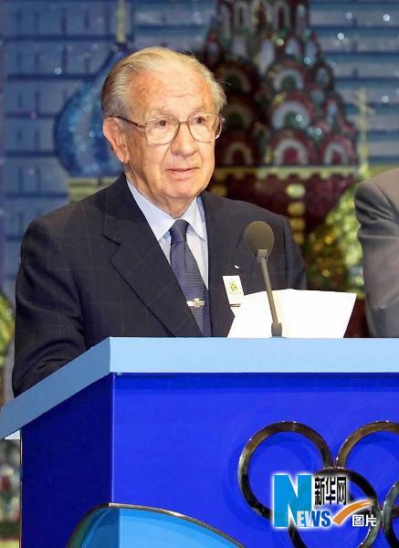     4��21�գ����H�Wί���K�����u��ϯ�_�R�m��ȥ�����@��2001��7��13�գ��_�R�m����Ī˹���e�еć��H�Wί����112��ȫ���ϣ����������Ы@��2008��W�\�����k�ࡣ���A��l