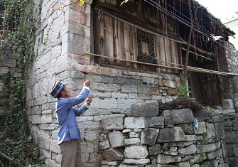 ����I�҂���ʯ��կ���^