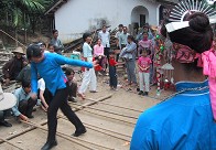 ���������������ϲ�g�Ċʘ����