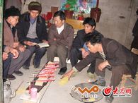 ë������׃xʽ֮�������P