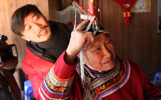 �{�������ӛ��չʾ������^�