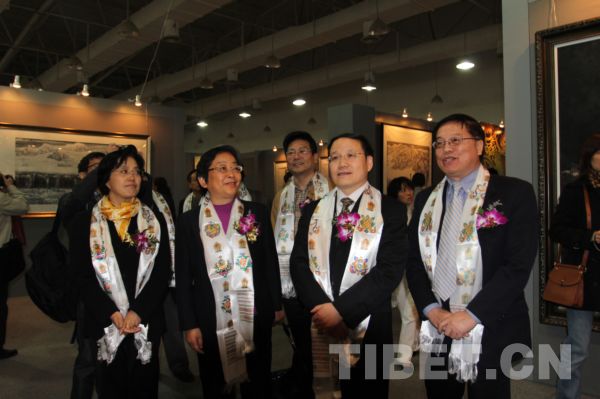 ��ا�������c�Ϻ��A�S������I���^��չ�[