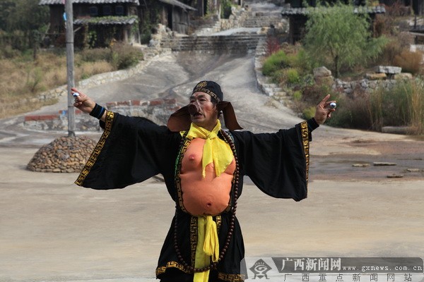 �R�ʇ��HӰ�ǣ�������H���^���c���e�ĉ���֮��