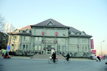 �ڝ�Ъ��ҹ,����ס����?