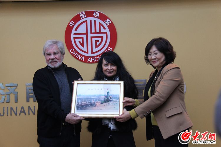 ���S����D�յ���(j��)�ϙn���^ٛ(z��ng)�͵��^����Ƭ