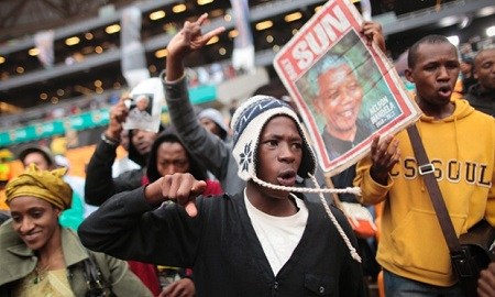 �Ϸ��񱊾ۼ��Ϸ�FNB�w����(ch��ng)������������׷�����(hu��)