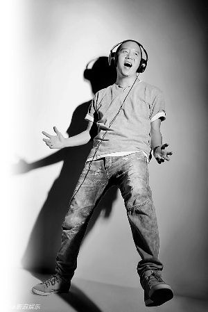 ���TС���J�c�ĺ����ڱ��괺���Ѓ�����Ʒ��