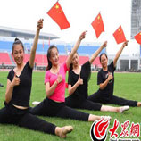 ��Ůһ���R���cٝ��ף��