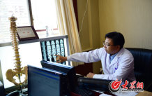 9������Y�����w����ģ�ͣ�����CTƬ�����v�ⲡ׃ԭ�򣬷����Y�����\�����������߂�����һ߅ ��һ߅�l�l�c�^���󱊾Wӛ�� ���L�� �R���K �z.jpg