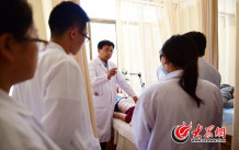 4�������J�飬�t�����������F��ؔ�������H�л��ߵĽ�����߀�Ќ��ַ��ͽ�������ȥ������һ����ˮƽ�ĈFꠡ����ԣ��ڽo�����\���r���������Ԃ����̣������v�⡣�󱊾Wӛ�� ���L�� �R���K �z.jpg