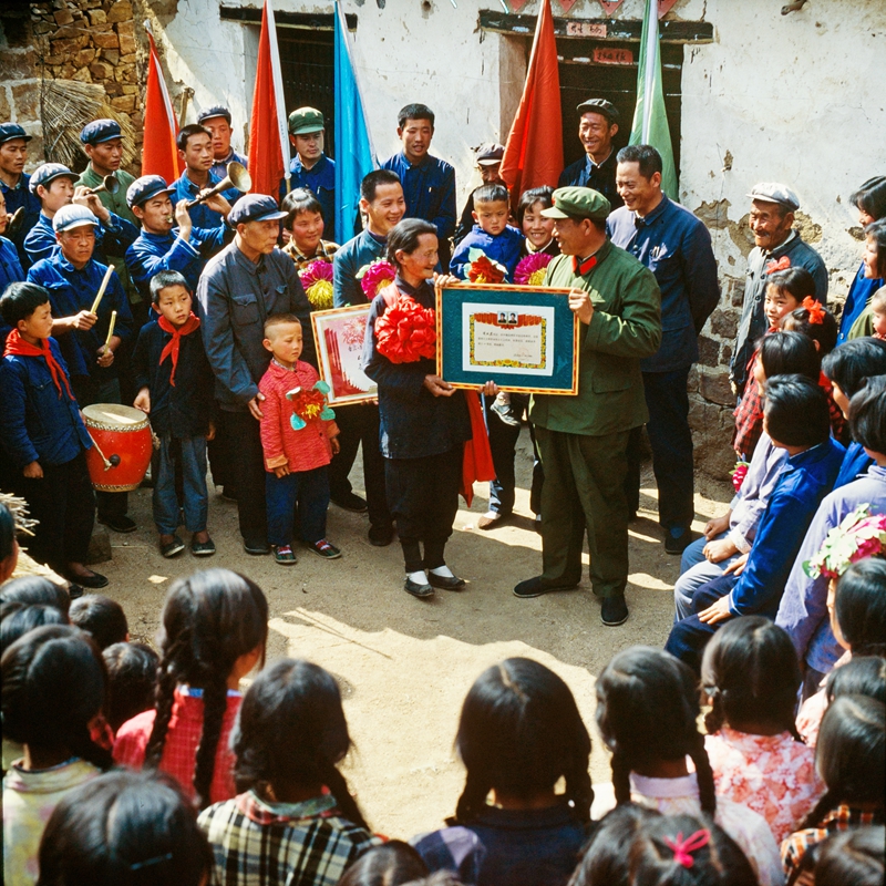 8����܊��