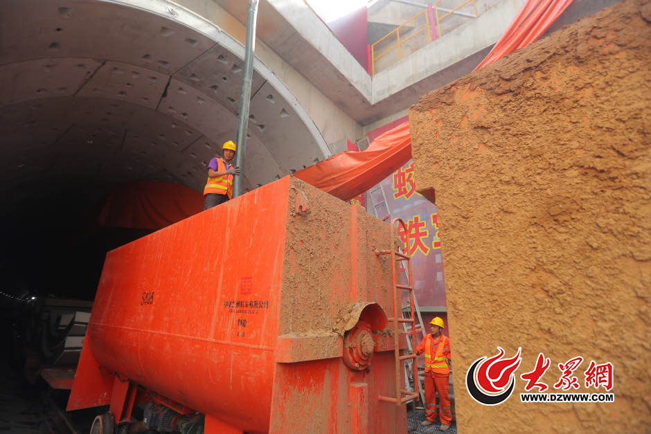 8��31������ �󱊾Wӛ�߁�������܉����ͨR1�������fվ�����M�˵���15�׵Ķܘ��Cʩ���F���M��̽�L��ӛ�ߏĬF���������ܘ��C����һ�l����F��򾡱�������^�ĵط��Ϳ����γ�һ�l�L�L��������