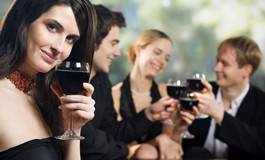 預防白內障 紅葡萄酒來幫忙