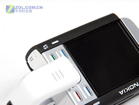 魄力不小諾基亞旋轉智能音樂5700評測(2)