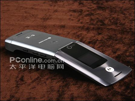 摩托羅拉W510評(píng)測(cè) 超高性價(jià)比摩托金屬超薄翻蓋W510評(píng)測(cè)