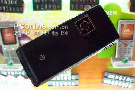 輕巧簡(jiǎn)約索愛(ài)拍照直板K200c只要408元