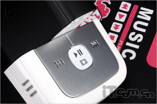 音樂新王者諾基亞旋屏智能5700圖賞(2)