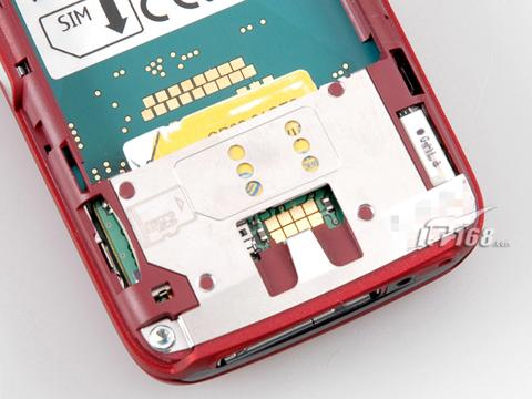 完美結(jié)合諾基亞商務(wù)滑蓋機E65評測(4)