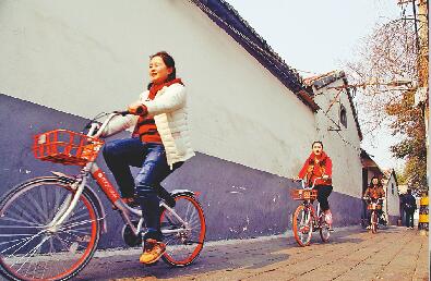 �����܇�ġ���(zh��n)���r(sh��)����������Ѻ��֮�n ��(n��i)��ģʽ֮��