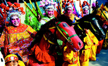 �������R�������