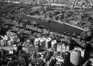 �����¹��@һ̖���⾰