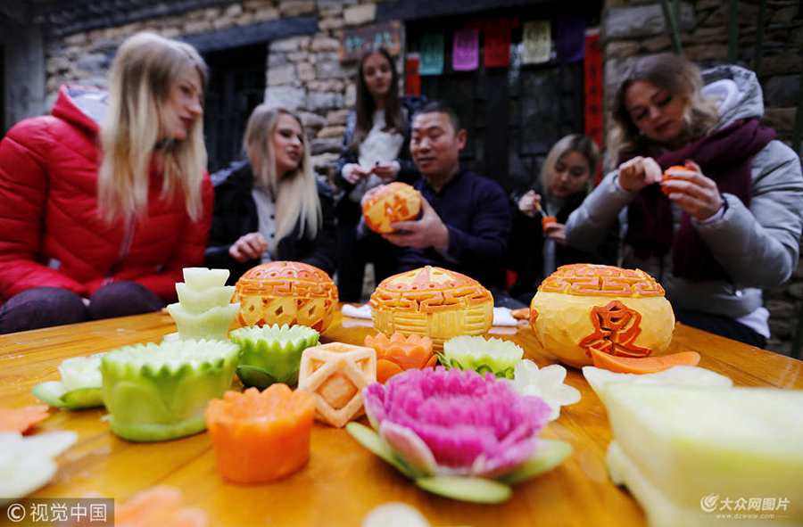 2018��2��28�գ����գ��������Զ��_˹�������m��������˹˹̹������ό���ɽ�|ʡ���Ͽh�~�����Ȫ�壬�ͮ��ش���һ���W������������}�������w��Ї����y�������ס�