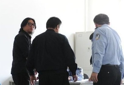 �ߕ������{����