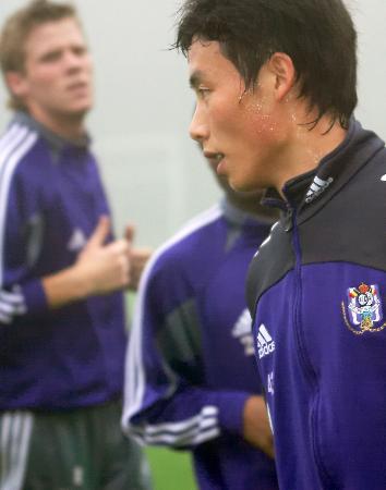 �Ȉ�Qꐝ��D���ȼ����ӽ��ɹ��_�Ʌf�h��r���h