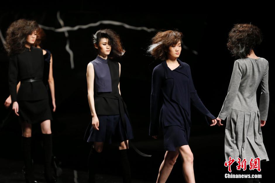 3��29�գ�ģ�����Ї����H�r�b�ܣ�2014/2015�ﶬϵ�У�T�_��չʾ�������OӋ�ĕr�b��