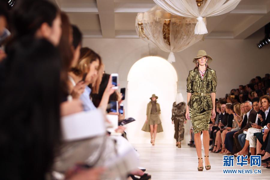 9��11�գ��������~�s��ģ��չʾ���򡤄ڂ�Ʒ�ƕr�b�����A��ӛ�� ���� �z