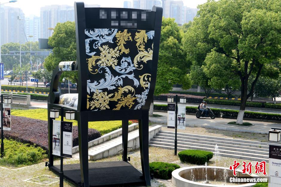 5��8�գ�һ�Ѹ߼s10�׵ľ������ӳ��F�ڽ��K�K�ݽ��^�����ޟo�ԡ�ʽ�������������^��·�˺����Ŀ�⡣������l ��˼�� �z