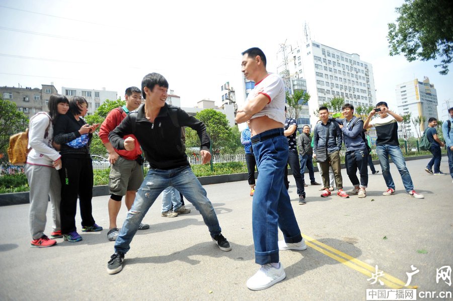 2014��5��11�գ��xˮƽ������h�w���WԺ����h���^�������w�����I�W�����^��·�����𣬲��܌�����ȭ�����ƻ������_����δ�܌�����ˡ�