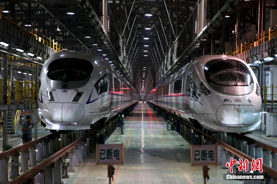 ���τ�܇����2011��7��1����ʽͶ���\�I����Ҫ�Г��������F���z���͌��r��300�����܇�M�\�Ùz�޹���������܇�M���ⲿ�M��ȫ��z�顢�S�������B�������������r�O�؄�܇�M�\�Р�B��̎��ͻ�l������