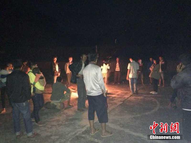 �D�龰�ȿh�����l(xi��ng)����壬�����ѽ�(j��ng)�����⣬�����������ѣ���Ƭ���䡣