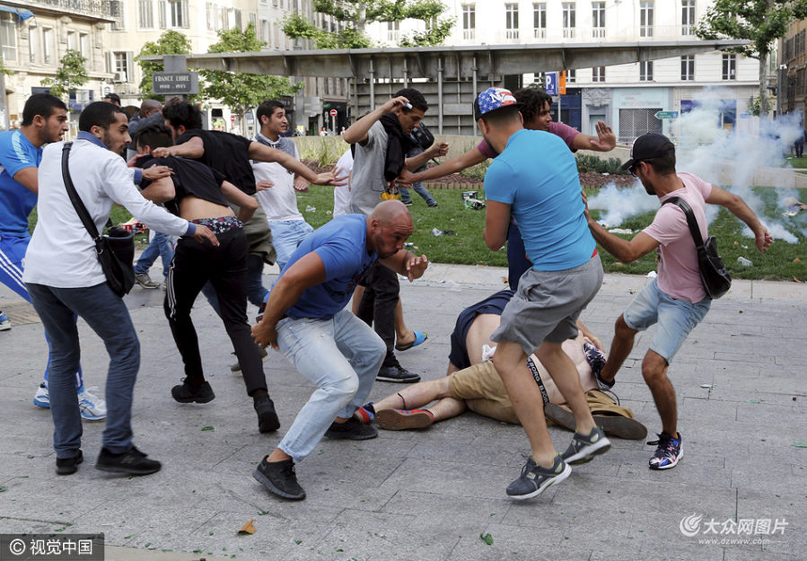 ���ؕr�g2016��6��11�գ������Rِ���W�ޱ��M��ڶ��죬Ӣ���Ͷ��_˹���԰l���_ͻ���������31���܂���