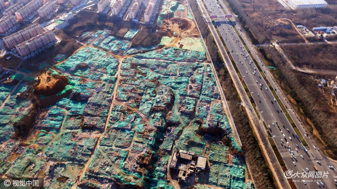 2017��3��9�գ��ڝ��ϖ|�������ĳ����м�����ʧ�ĳ��д壬����ˇ�g����ɵ�һ�����^���ĳ����ͮ���һ�㣬�ڸ߿��и���@��ʮ�։��^���S�����ϸ�����д�ĸ����c���w�������еĳ��д�u�u�����˂���ҕ������ʧ��