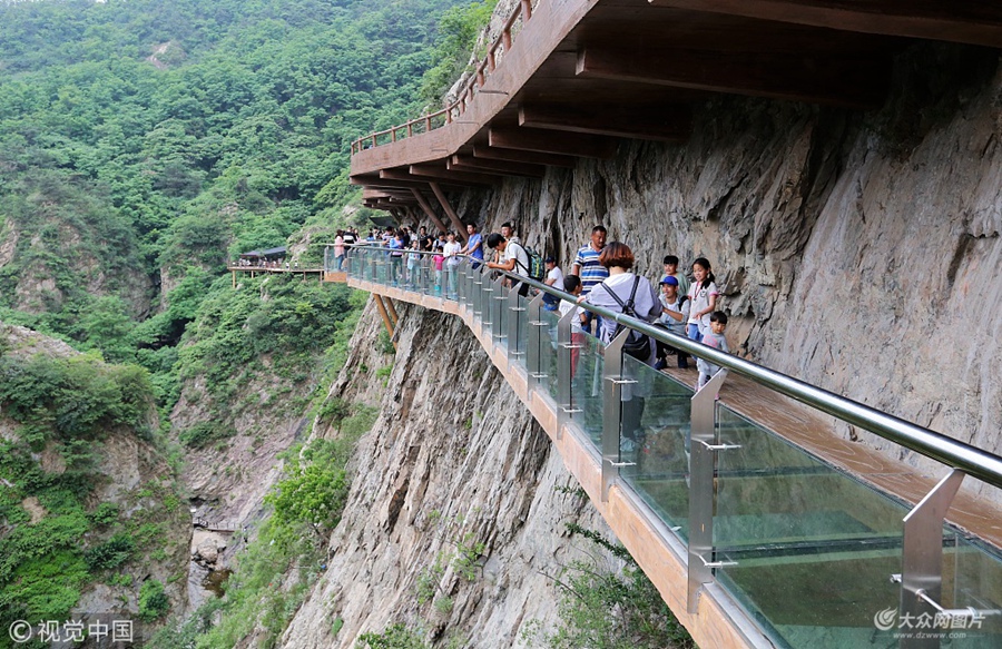 2018��6��10�գ�����������ɽ�|�����о���ɽ���������ϡ�ʢ�ĕr��(ji��)��ɽ�|������ɏ�h����ɽ�Ĳ������������翗���˂����������w򞲣���������@�U�c���档