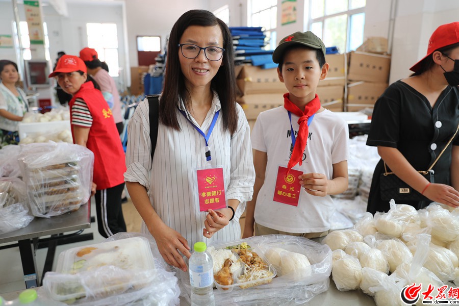 һ��һ�ݺ��,��ȝ�������u�������24������,ӛ�߁����۹��ˮ��(z��i)�^(q��)�I���(zh��n)����һ�������c(di��n)�I���(zh��n)�ڶ������ЌW(xu��),ǡ�갲���c(di��n)�ڷְl(f��)������D���ڠI���(zh��n)�ڶ����а����c(di��n)����(w��)���x��ĸ������ӛ������ ��� ��V�� �T���̣�