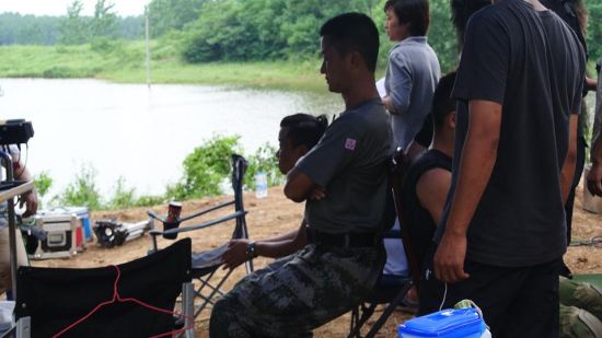 �Ǿ��@ʾ��ǰ�]Ŀ�oϢ