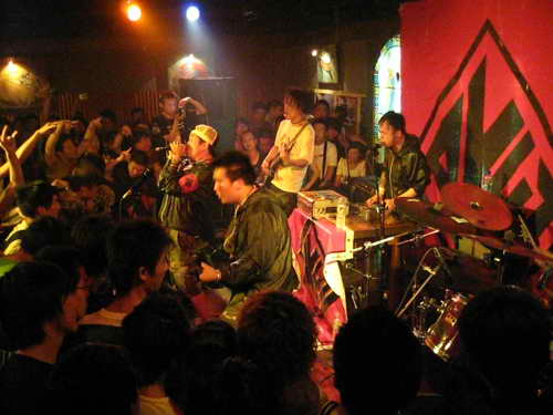 AK-47����������ٿ��y�����о���F����Ԓ