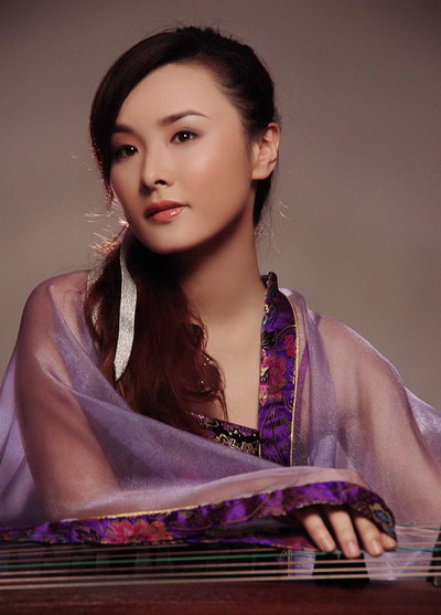 �Ź~��Ů�Ν��_���@�󪄳ɞ�ȵص�һ��(�D)