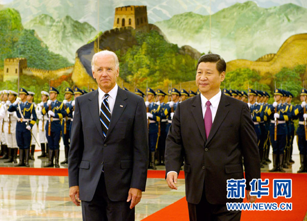 8��18�գ��Ї����Ҹ���ϯ��(x��)��ƽ�ڱ����������ñ���d�����������y(t��ng)�ݵ��L�A�e�Кgӭ�xʽ�����A��ӛ����W(xu��)�ʔz