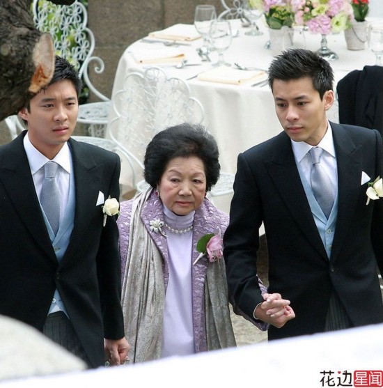 ������С���ӻ��ʱ�Ů���Ԛ� �һ������ֵ���ʷ