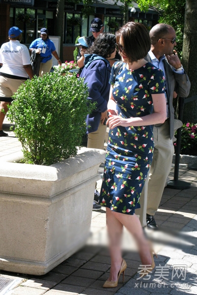 ���ĚW������ӡ���B��ȹ ����(y��u)��LOOK������