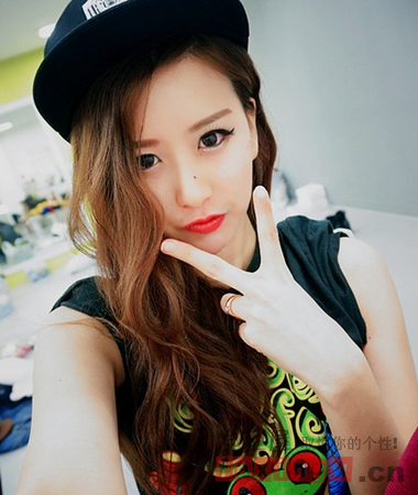 2014����Ů���������l(f��)  ��(y��u)�Ś��|(zh��)�s��(hu��)�،W(xu��)