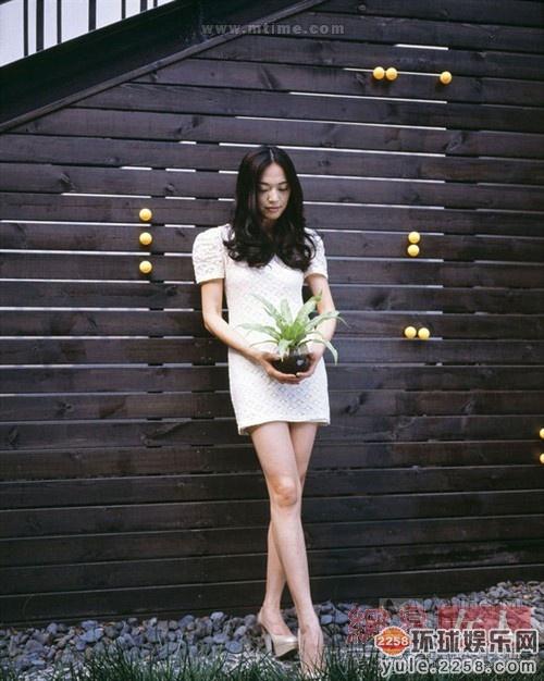 ȫ���t�����n��Ӣ �P�c�ʘ�Ȧ���ȴ����µ�Ů��