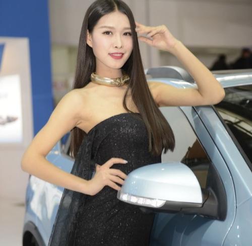 ����܇չ܇ģ�������G ������Ů�o̎���ڣ��M�D��