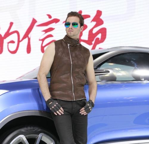 ����܇չ܇ģ�������G ������Ů�o̎���ڣ��M�D��